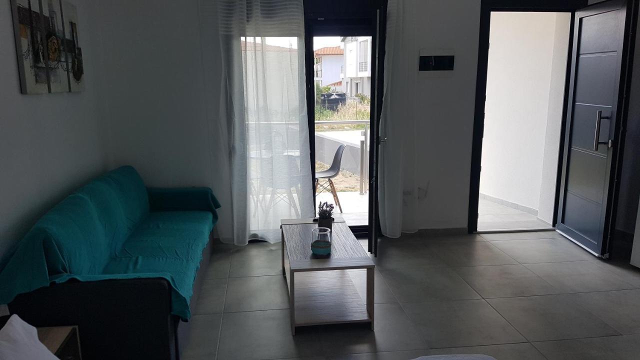 Erika Boutique Apartments Nikiti  Exteriör bild